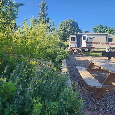 Blue Mountain Rv Park Hotel Blanding Exterior photo